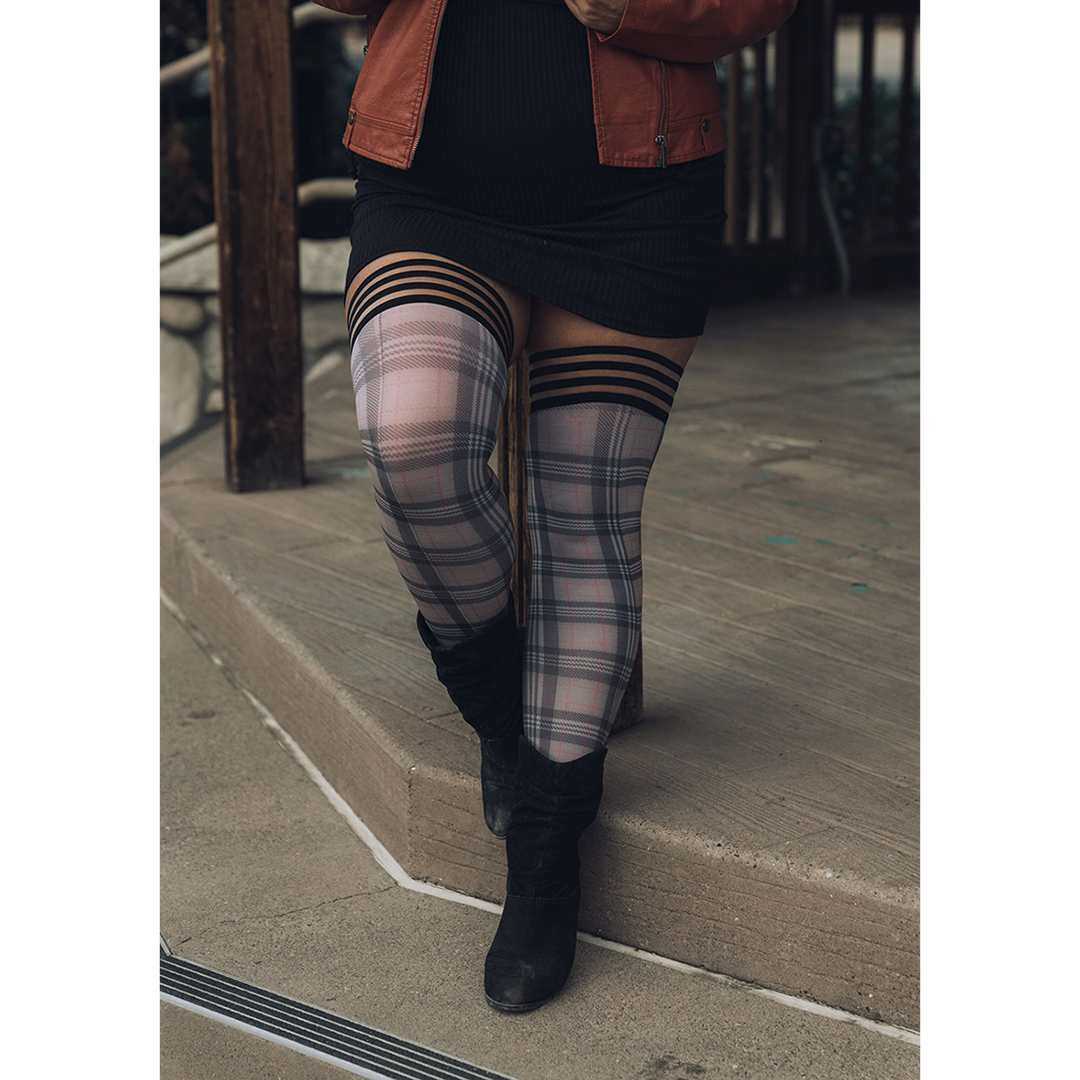 Lori - Thigh High - C - Grey 4