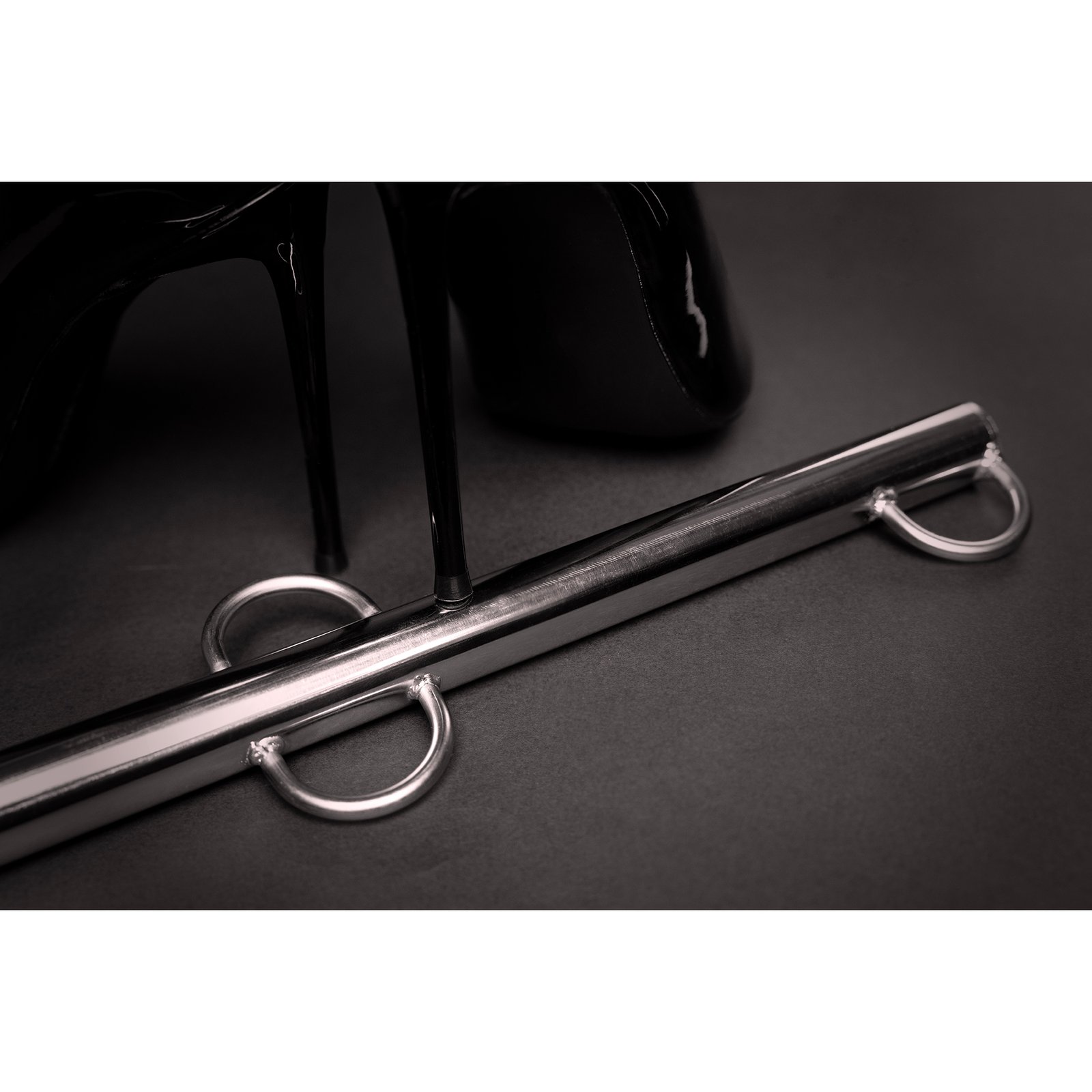 Spreader Bar with Multiple Hooks - Silver 6