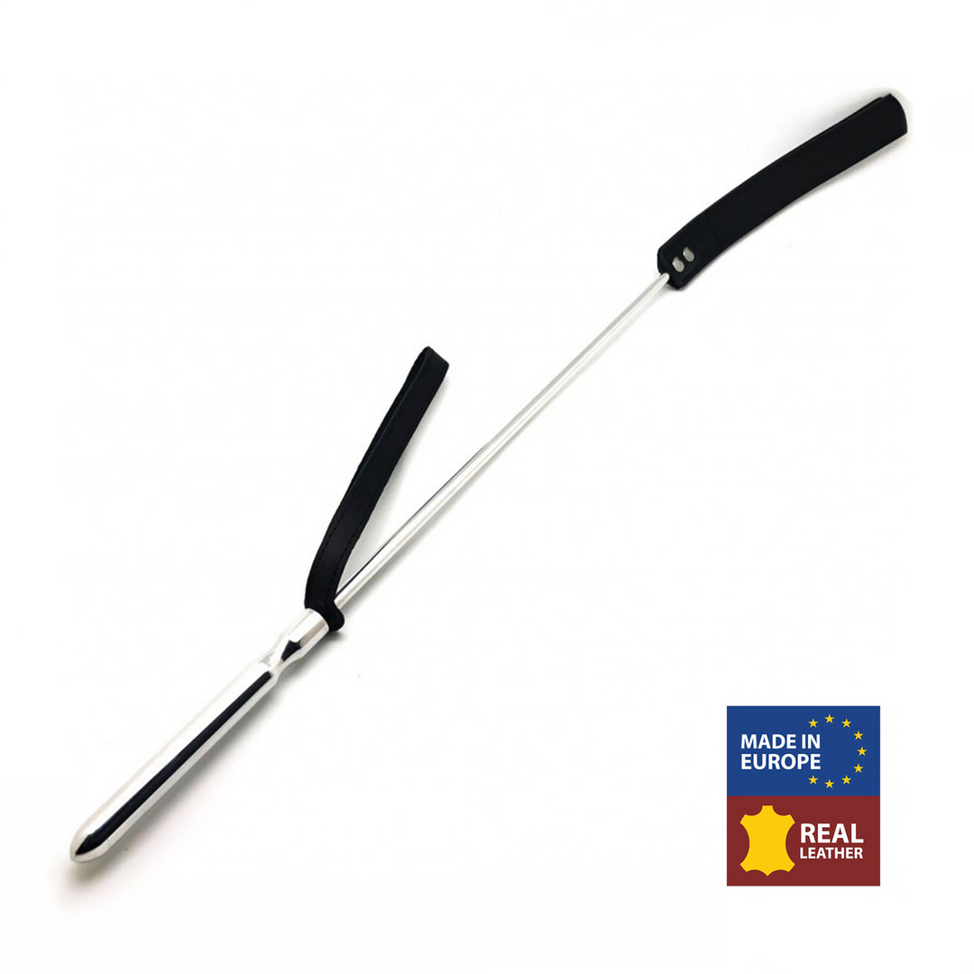 Whip - Metal and Leather - 70,5 cm - Black/Silver 1